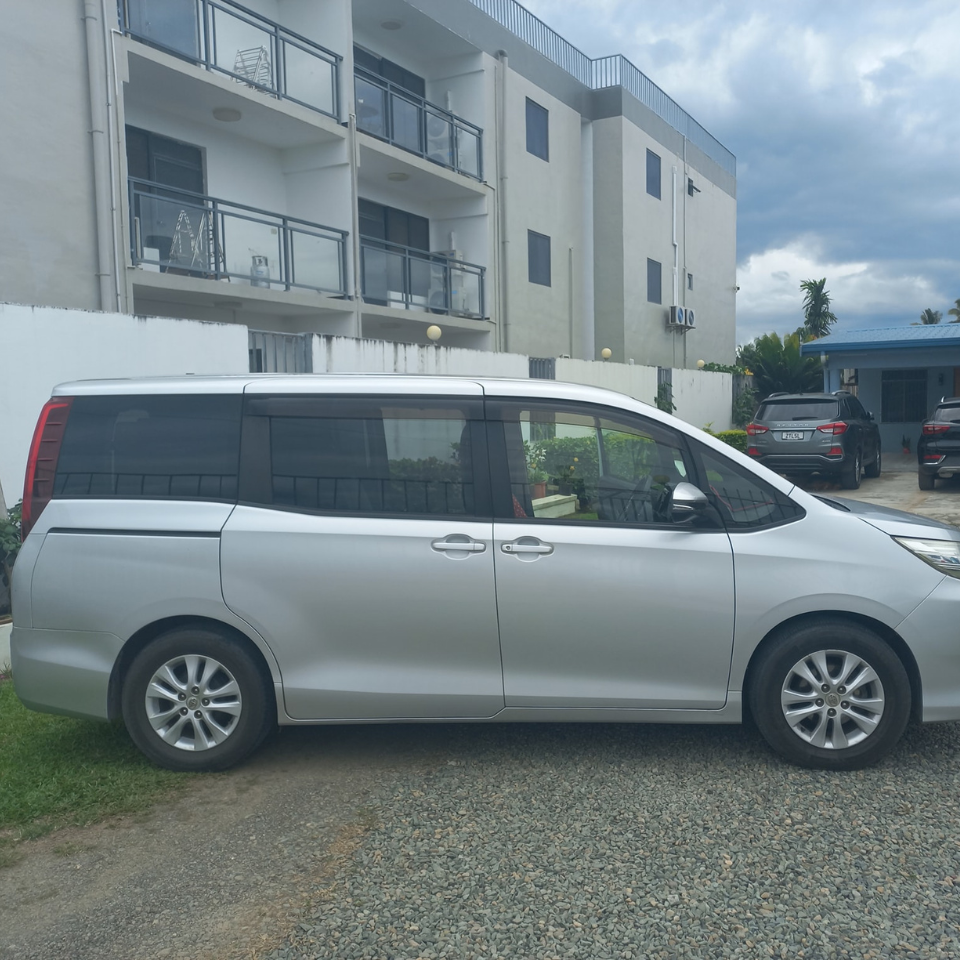 Toyota Noah 8 Seater Van